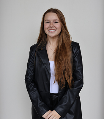 Photo of Lauren Culp.