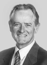 [Eivald M. Q. Roren]
