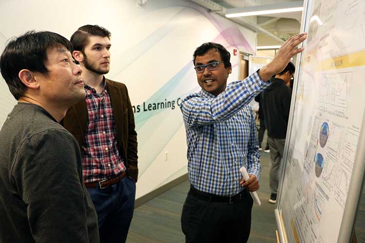Photo of Seokcheon Lee with students
