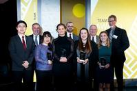 Photo of Dean Mung Chiang with Student-Alumni Mentoring Initiative team