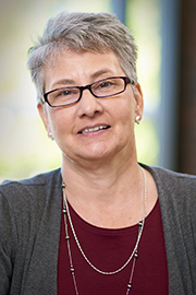 Lynn  Hegewald 