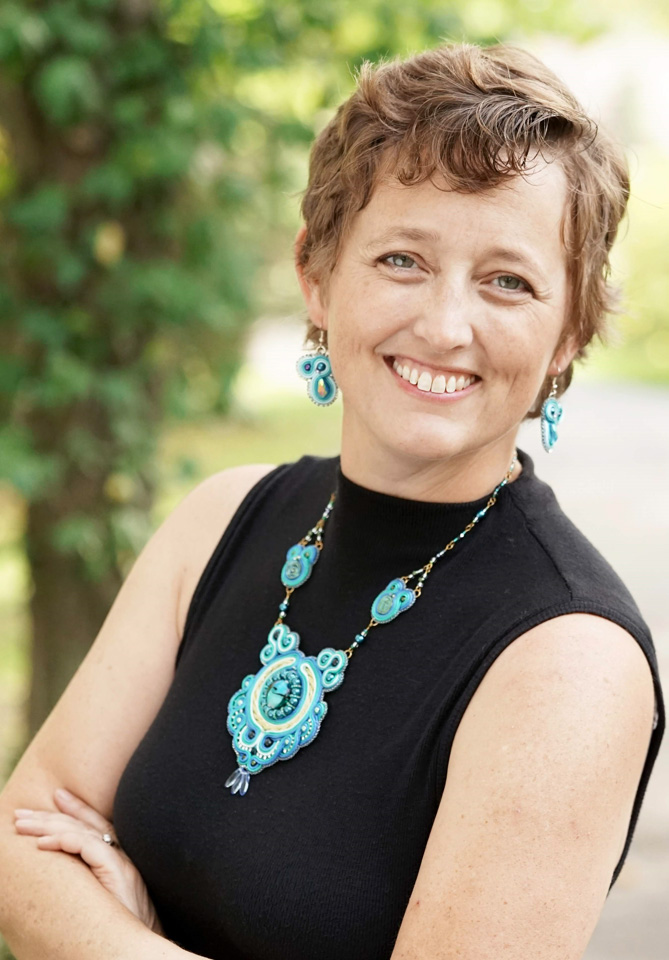 Elizabeth  Freeman 